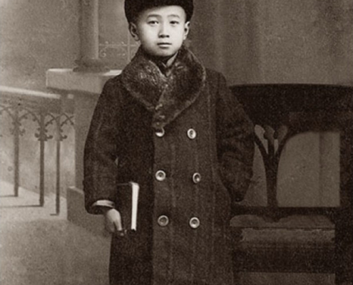 Qian Xuesen à l'age de 10 ans lorsqu'il fréquentait l'Ecole Primaire affiliée à l'Université Normale de Pékin