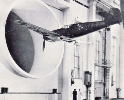 Messerschmitt Bf109 dans la soufflerie A3 du Luftfahrtforschungsanstalt Hermann Goering (source : https://vidan.org/germans-testing-a-messerschmitt-bf-109-e3-1940/)